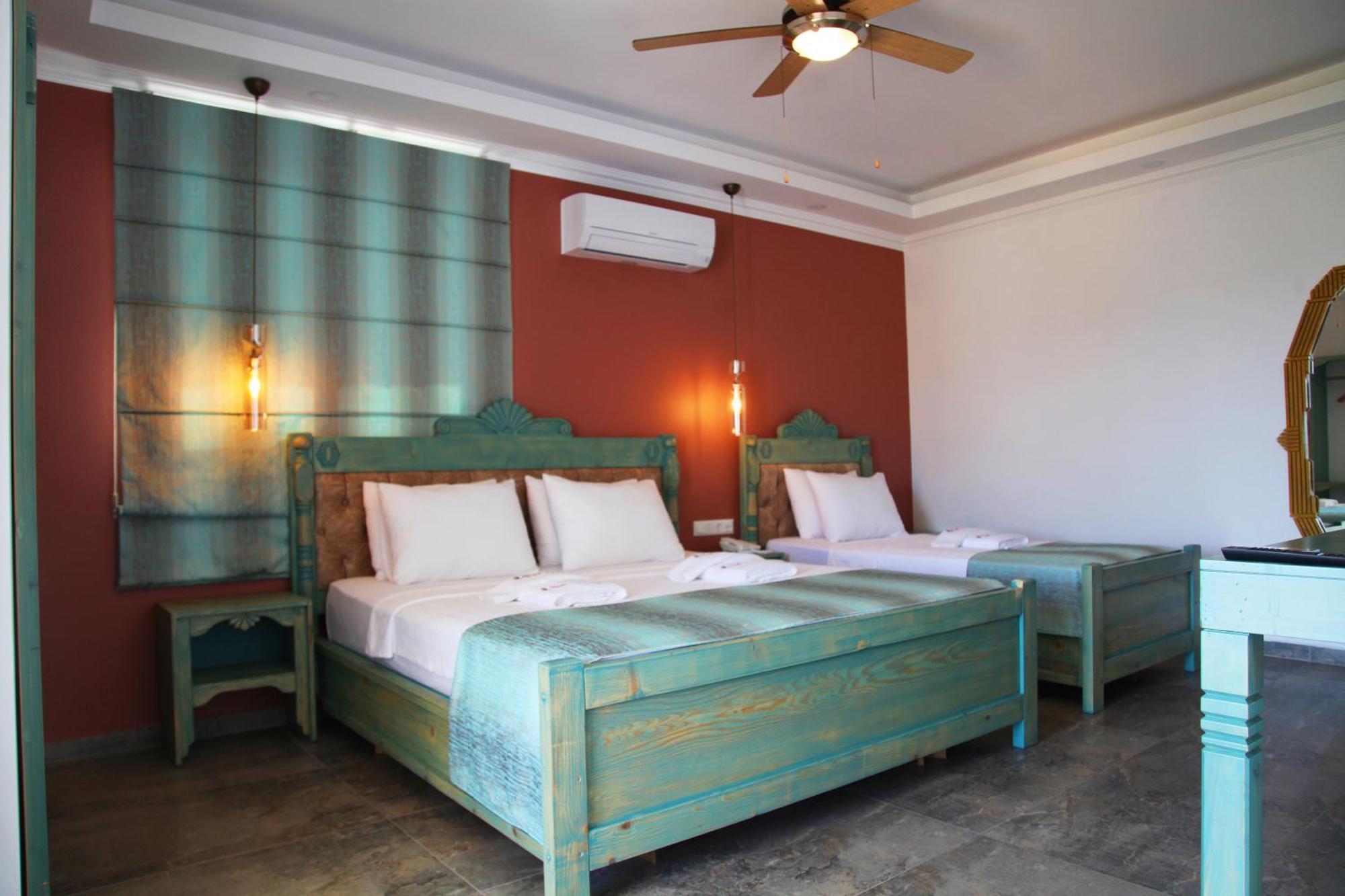 Noel Baba Hotel Kas Exterior photo